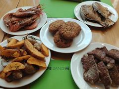 -两咖啡自助餐厅(静安香格里拉酒店)