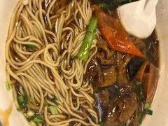 香菇面筋面-南八仙·老上海味道(南京东路店)