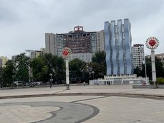 -滨河世纪广场公园