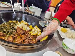 贴饼子-屯老二农家铁锅炖·行业领军者(梅江店)