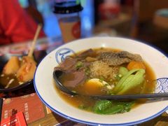 咖喱鱼蛋云南米线-無牌小范·香港明星美食