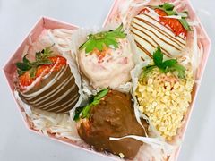 心绯巧克力草莓礼盒-SAYScake善食感戚风蛋糕(临江大道店)