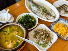 -品鲜村农家菜·阳澄湖大闸蟹(总店)