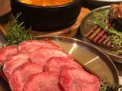 -草家酱蟹炭火烤肉店(珲春南路一店)