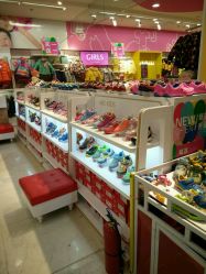 -孩子王童乐园(唐山万达广场店)