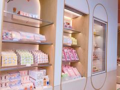 零售区-好利来(七宝领展广场店)
