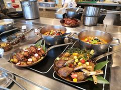 -圣丰索菲特·2 On 988 Café 自助餐厅