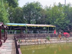 -尚庄度假村·庭台树下·户外烧烤·团建CS·轰趴营地(上庄水库店)