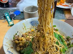 -丁丁猫重庆小面(徐州路店)