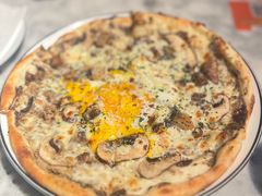 松露蘑菇流心蛋披萨-玛尚诺意式餐厅(官舍店)
