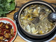 -菌之家·专业纯野生菌火锅·特色炒菌