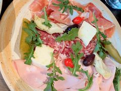 -九月里.自由花园餐厅