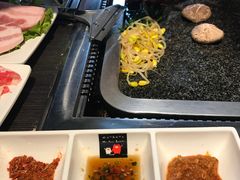 -极简·炭火烤肉主题餐厅·龙虾烧烤·烤羊排(宝龙店)