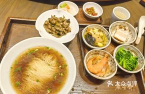 Stir-fried Eel Noodles