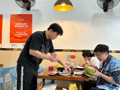 -老何家后安粉·糟粕醋海鲜火锅(三亚湾椰梦长廊店)