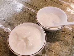 新月自制酸奶-新疆欣悦饭庄