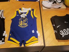 -NIKE武汉品牌体验店