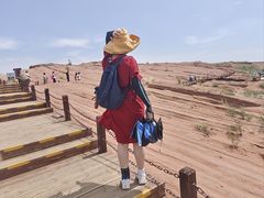 -波浪谷