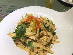 青菜豆皮-松针蔡记蒸饺(花园路店)