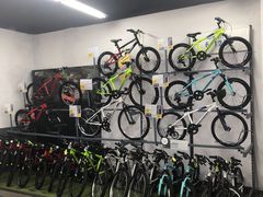 -迪卡侬(南二环店)