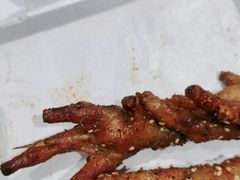 烤鸡爪串-木屋烧烤(龙华店)