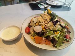 -ins森林童话餐厅coffee&bistro