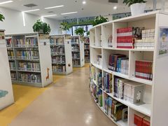 -上海市静安区图书馆(新闸路馆)