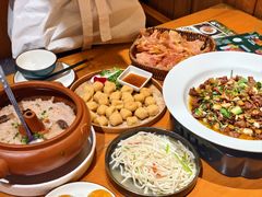 -老滇山寨•云南特色菜•地方菜•民族风情歌舞表演(金碧店)