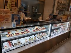 -花花卷卷·鲜食蛋糕(静安久光百货店)