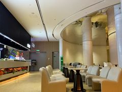 -涨巢·潮玩水疗局