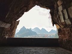 -叠彩山景区