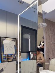 -PE SALON