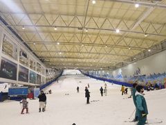 -乔波室内滑雪场