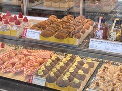 -85度C(生甜甜圈研究工坊·上海松江人民北路店)