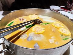 -肥仔文澳门猪骨煲(南京西路店)