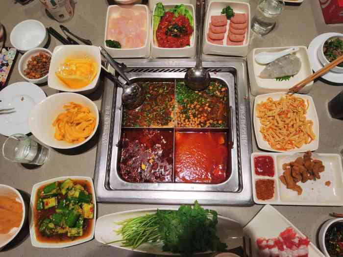 海底捞火锅德思勤四季汇店