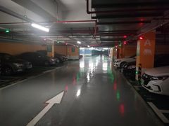 -宝龙城市广场1期-地下停车场