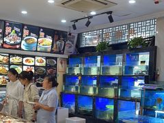 -新天明砂锅鱼头煲