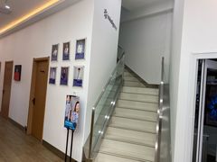 -和平卓尔口腔·矫正种植中心