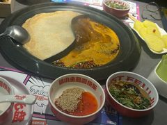 -生活如沸·顺德水牛奶火锅(大学路店)
