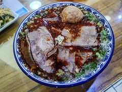 -伊穆祥牛肉面总店·清真
