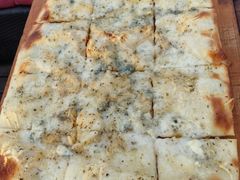 四种奶酪白汁底披萨-EATALIA意塔利意式餐厅(鼓楼店)