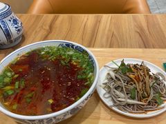 -西部马华清真兰州牛肉面·烧烤夜市(关东店)