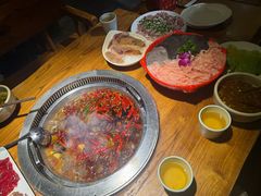 -城墙拐拐火锅(三峡广场黑金冠店)