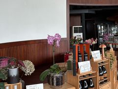 -MONICH牛排融合餐厅(和义大道购物中心店)