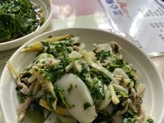 荠菜冬笋肉丝炒年糕-蘭心餐厅(进贤路店)