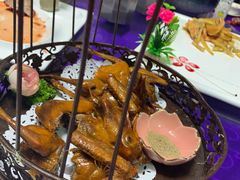 -金陵红鲤鱼餐厅(孝陵卫紫金山店)