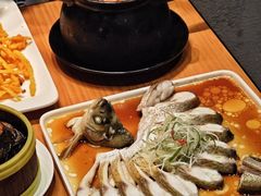 -莲餐厅·湖北菜·潜江小龙虾店(愚园路店)