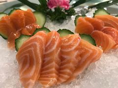三文鱼刺身-御满江海鲜酒家(洛溪新城店)