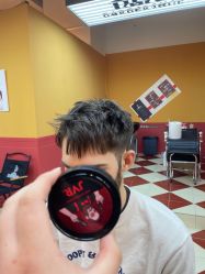 -Devilhands Barbershop男士理容店